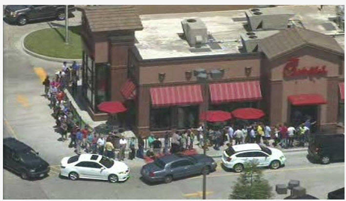 chick-fil-a-lines-houston-tx.jpg