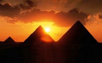 Muslim Clerics Call For Destruction of The Pyramids